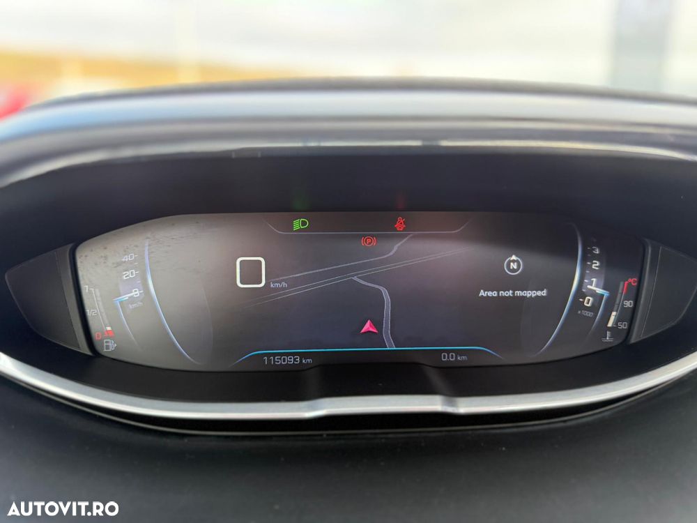 Peugeot 3008 PureTech 130 Stop & Start GPF Allure Pack - 17