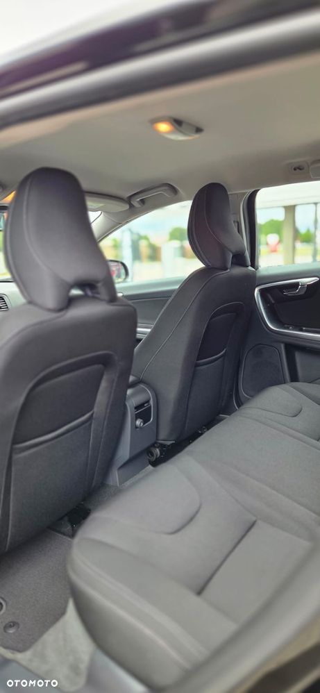 Volvo V60 D3 Base - 20