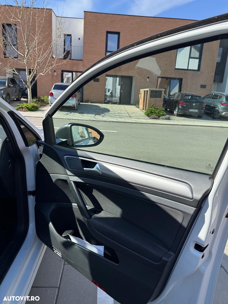 Volkswagen Golf 1.6 TDI BMT Comfortline - 30