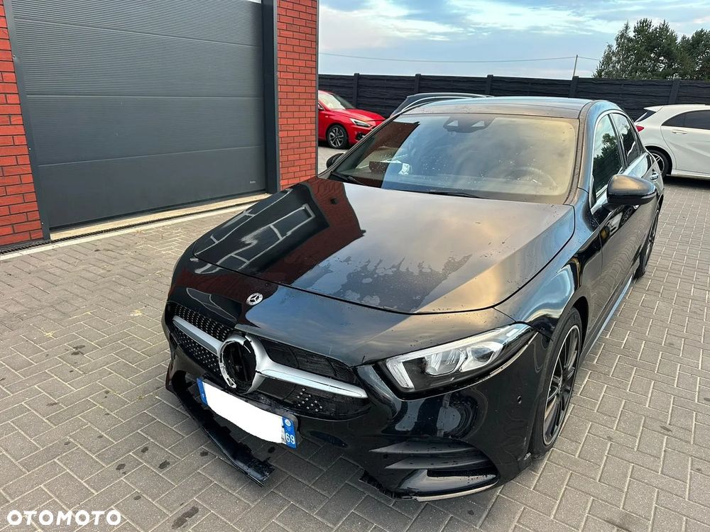 Mercedes-Benz Klasa A 180 d 7G-DCT AMG Line - 38