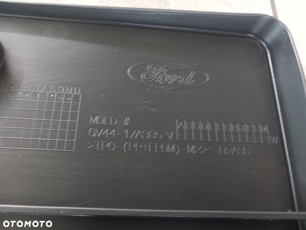 Uchwyt podkładka tablicy rejestracyjnej Ford Kuga 2012-2020 2334033 - 4