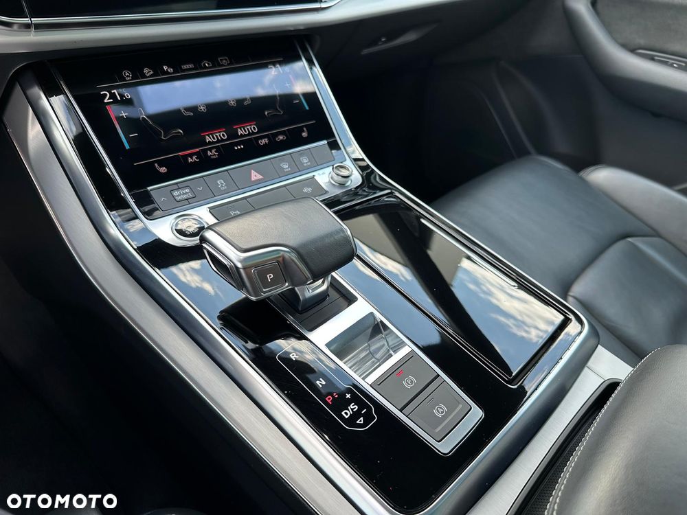 Audi Q7 50 TDI mHEV Quattro Black Edition Tiptr - 16