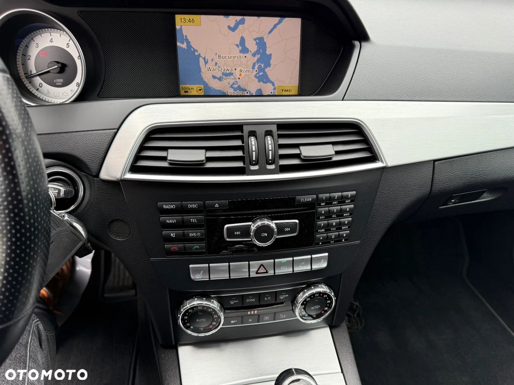 Mercedes-Benz Klasa C 180 BlueEFFICIENCY - 28