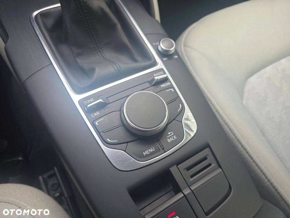 Audi A3 Sportback - 15