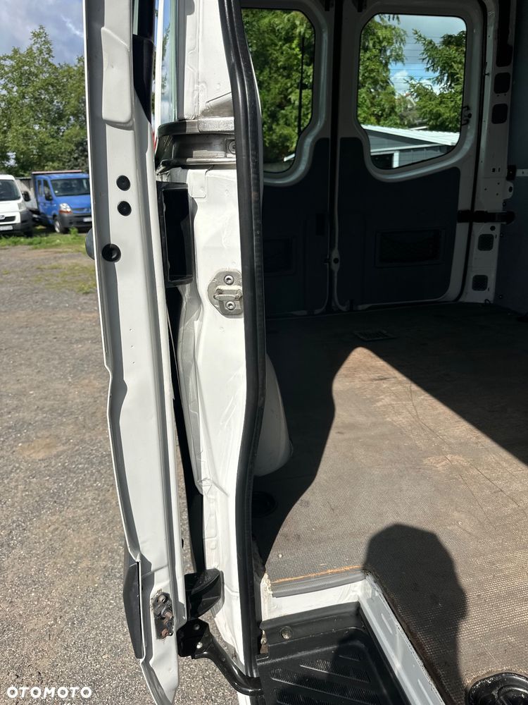 Volkswagen Crafter 2.0tdi 160ps L2H1 Klima stan extra - 20