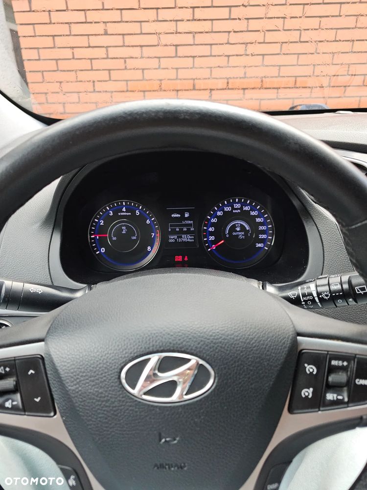 Hyundai i40 - 12