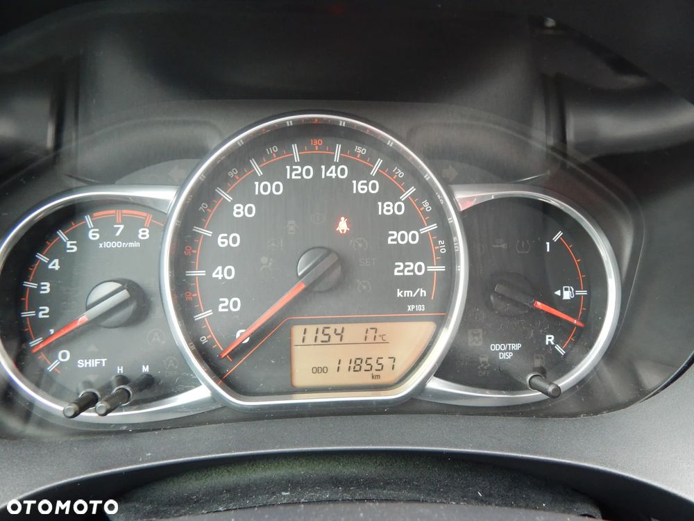 Toyota Yaris 1.33 Premium - 22