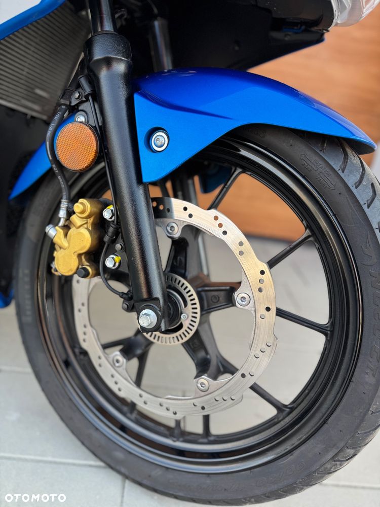 Suzuki GSX-R - 8