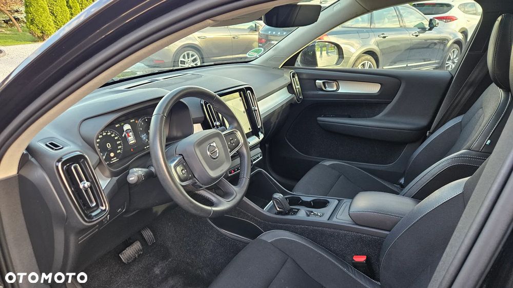 Volvo XC 40 T4 - 23