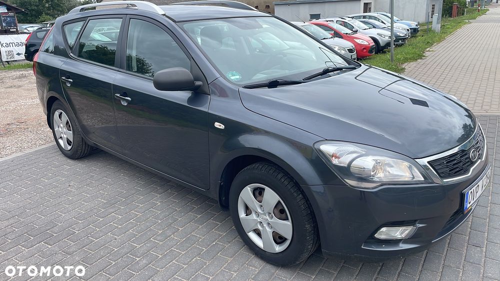 Kia Ceed - 3