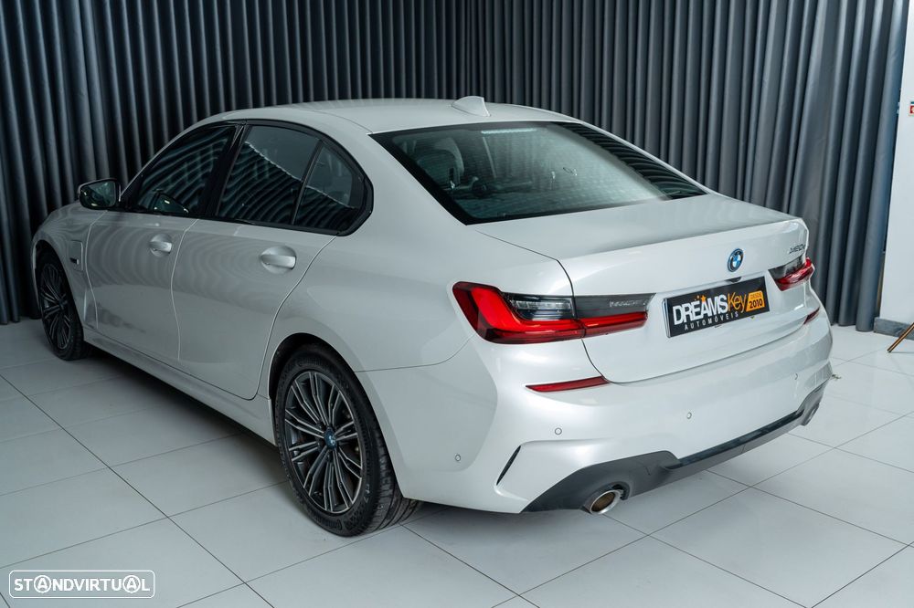 BMW 320 e Pack M Auto - 27