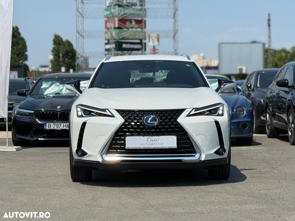 Lexus UX - 2