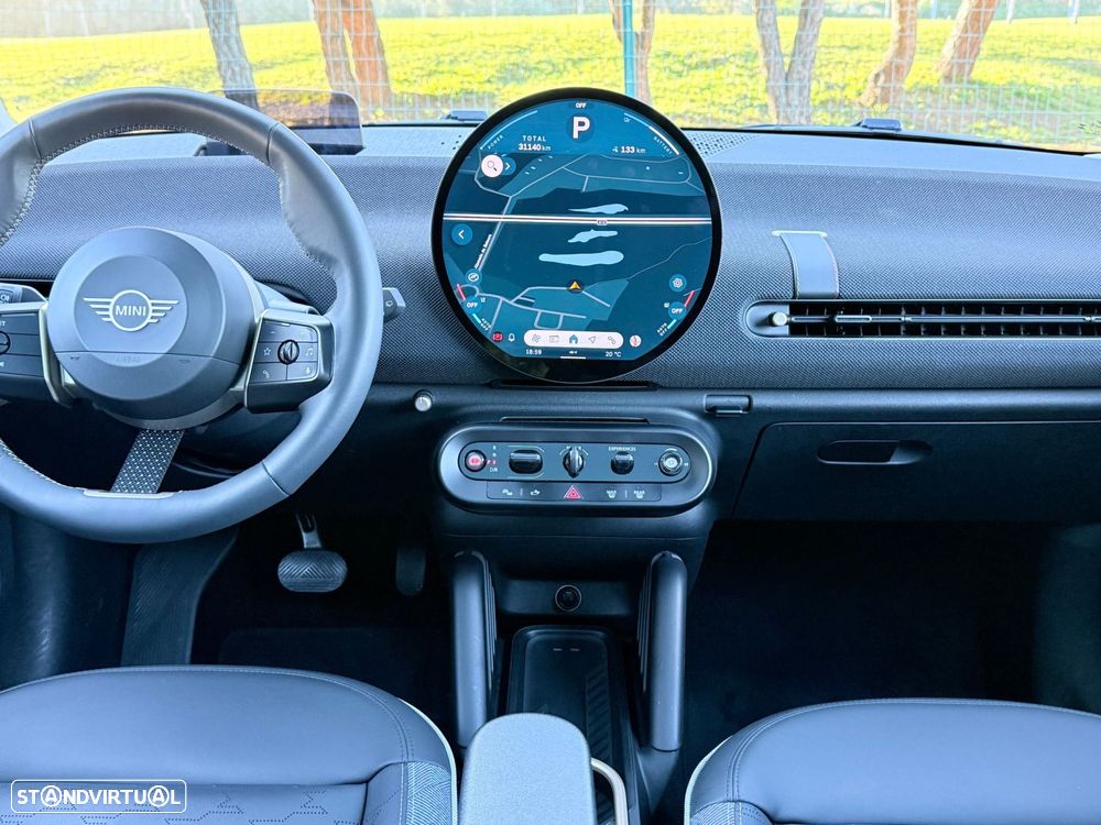 MINI 3 Portas Cooper E Classic L - 40