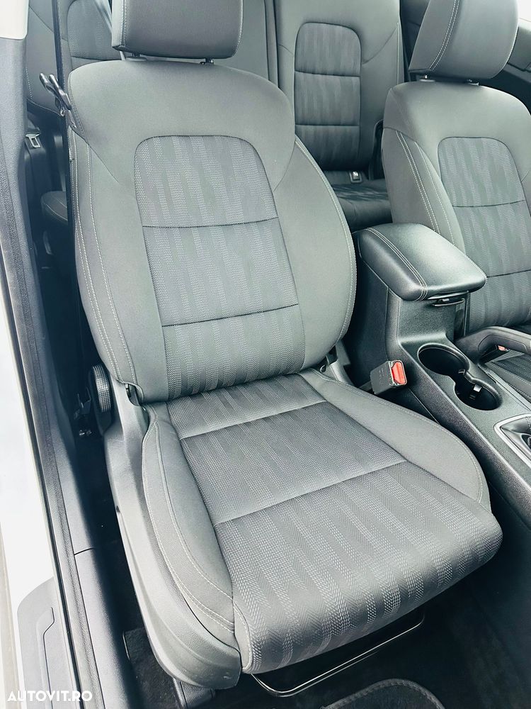 Kia Sportage 1.7 CRDI 2WD Attract - 23