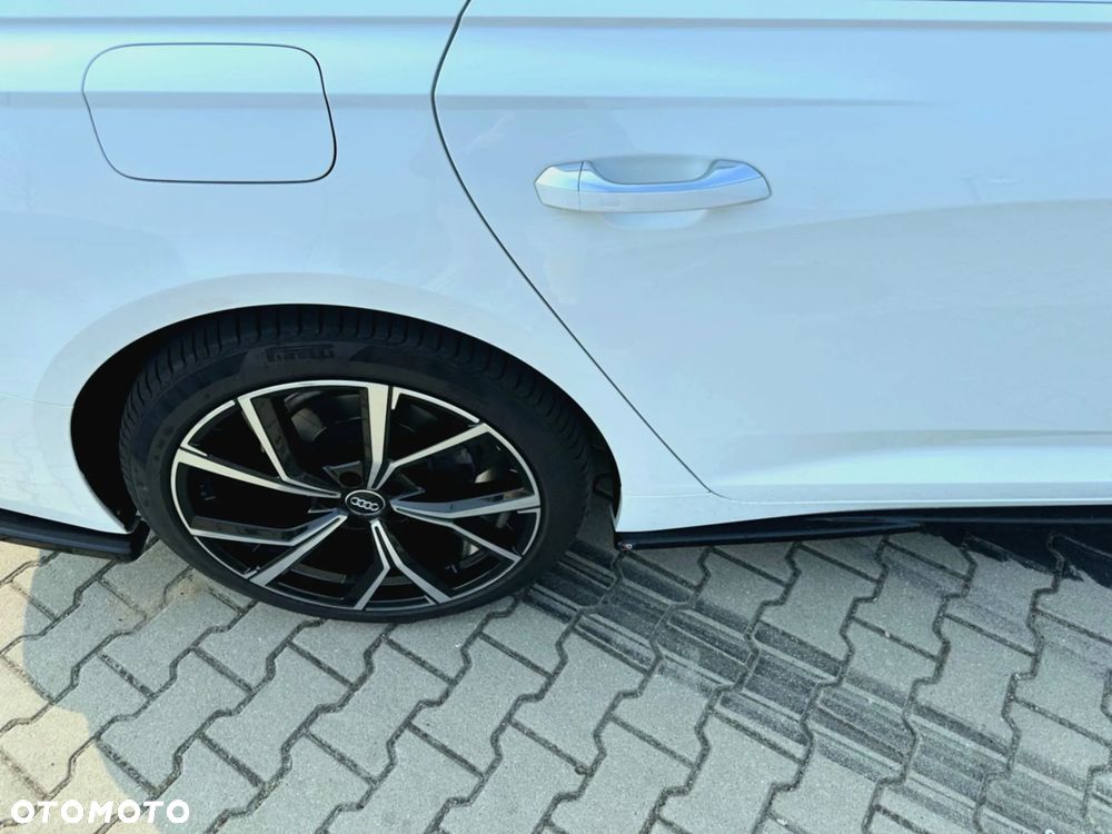 Audi A6 Avant - 16