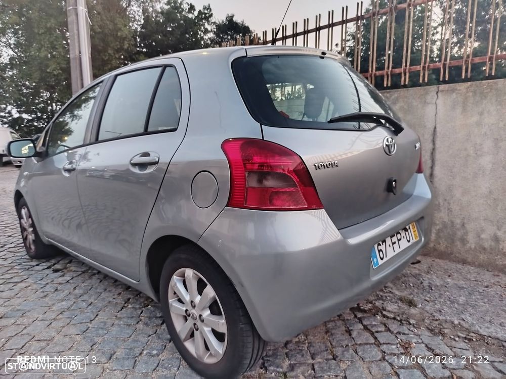 Toyota Yaris 1.0 VVT-i AC Manual - 4