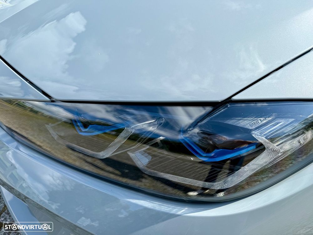 BMW M4 Cabrio Competition M xDrive - 36