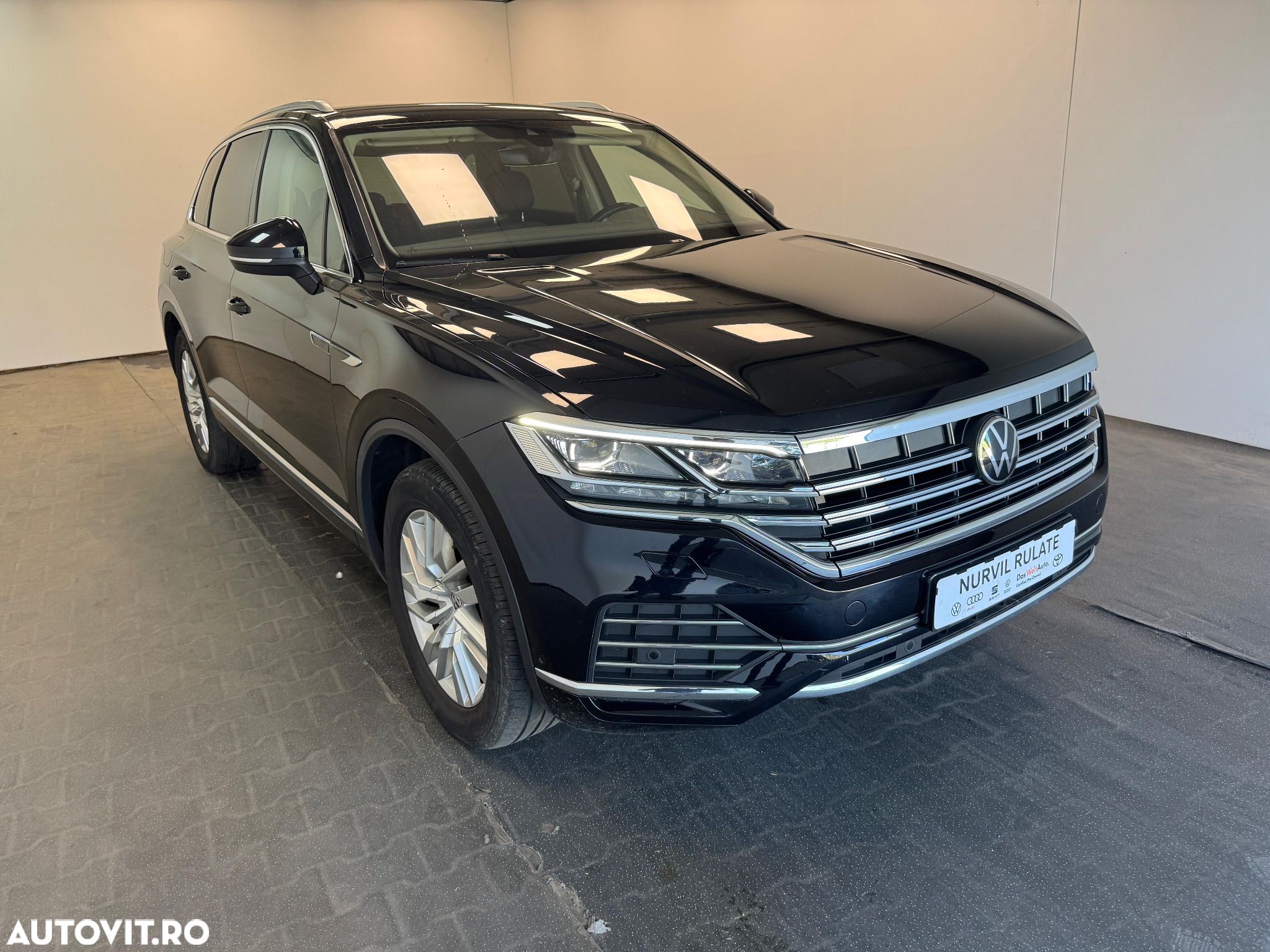 Volkswagen Touareg V6 TDI Elegance - 1