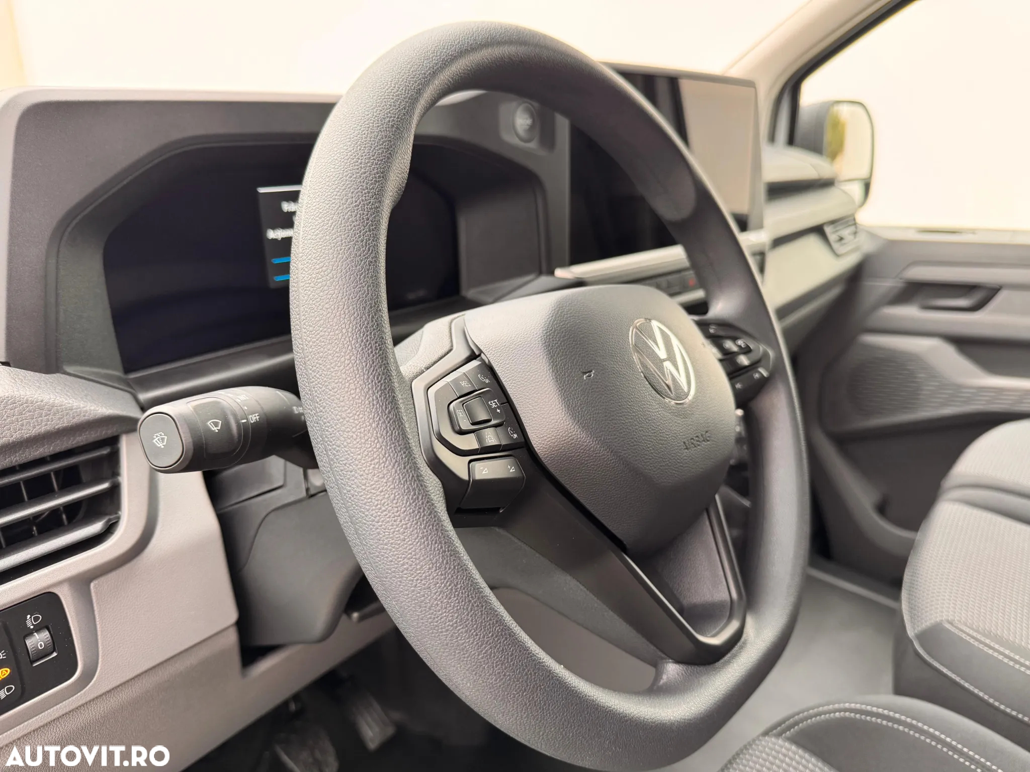 Volkswagen Transporter - 12