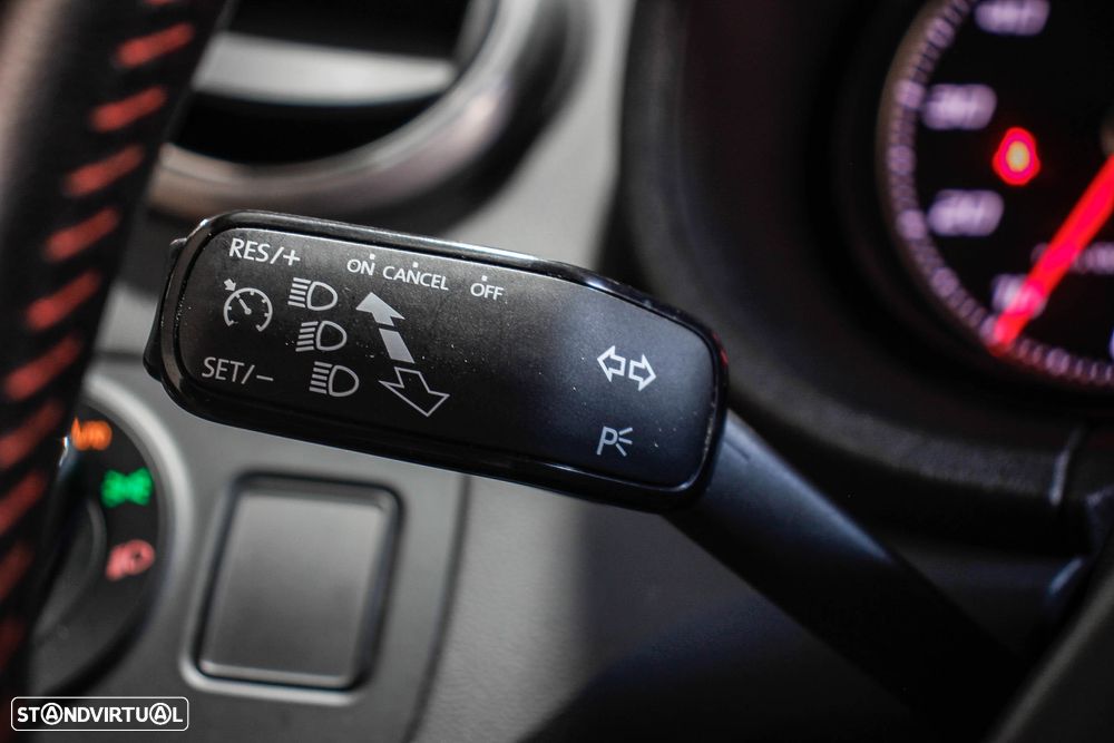 SEAT Ibiza SC 1.0 EcoTSI FR - 24