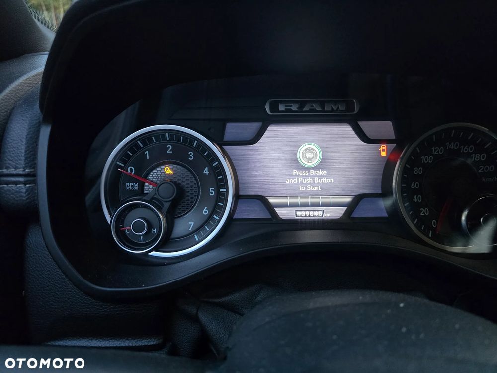 RAM 1500 5.7 Crew Cab Shortbed Laramie Sport - 9