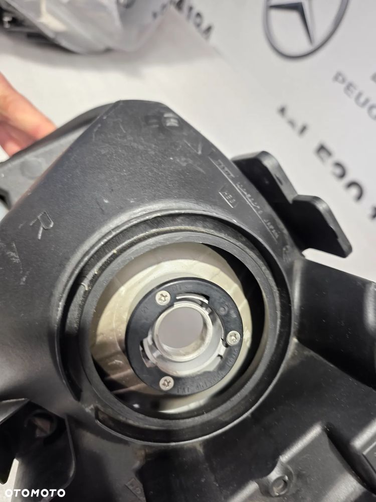 SUZUKI GRAND VITARA II 06- PRAWA LAMPA PRZEDNIA PRZÓD , AMERYKA USA , NR KOITO  100-59079 / KOITO 100-59078 , NR AUKCJI LPP216 - 20