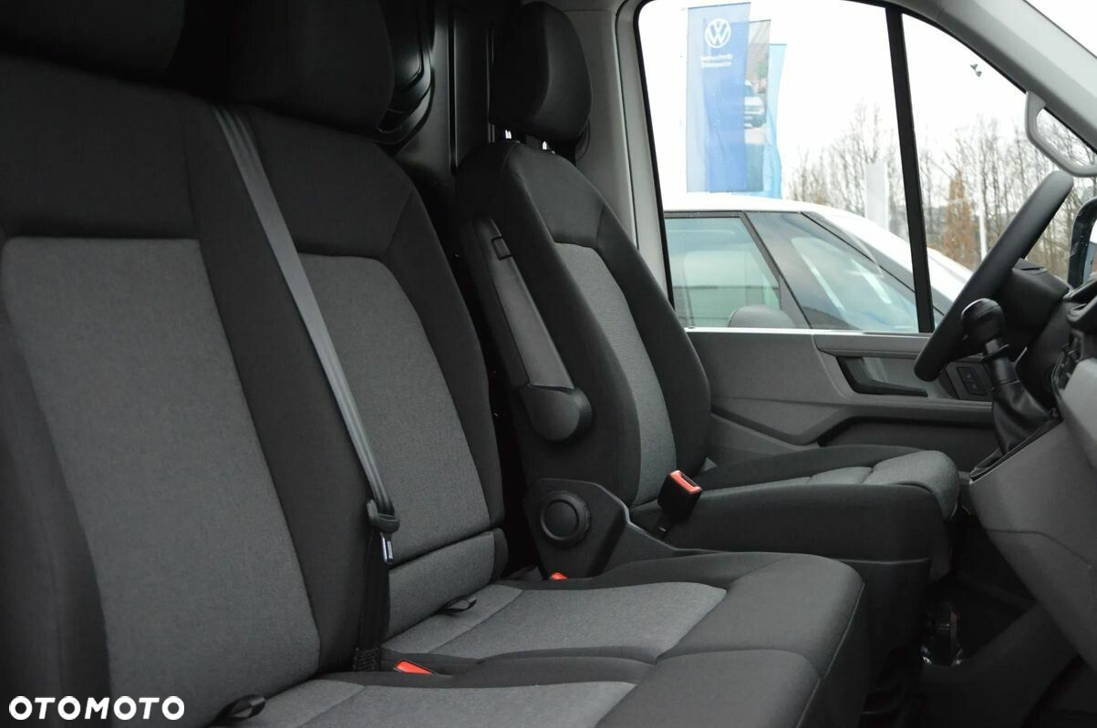 Volkswagen Crafter - 13