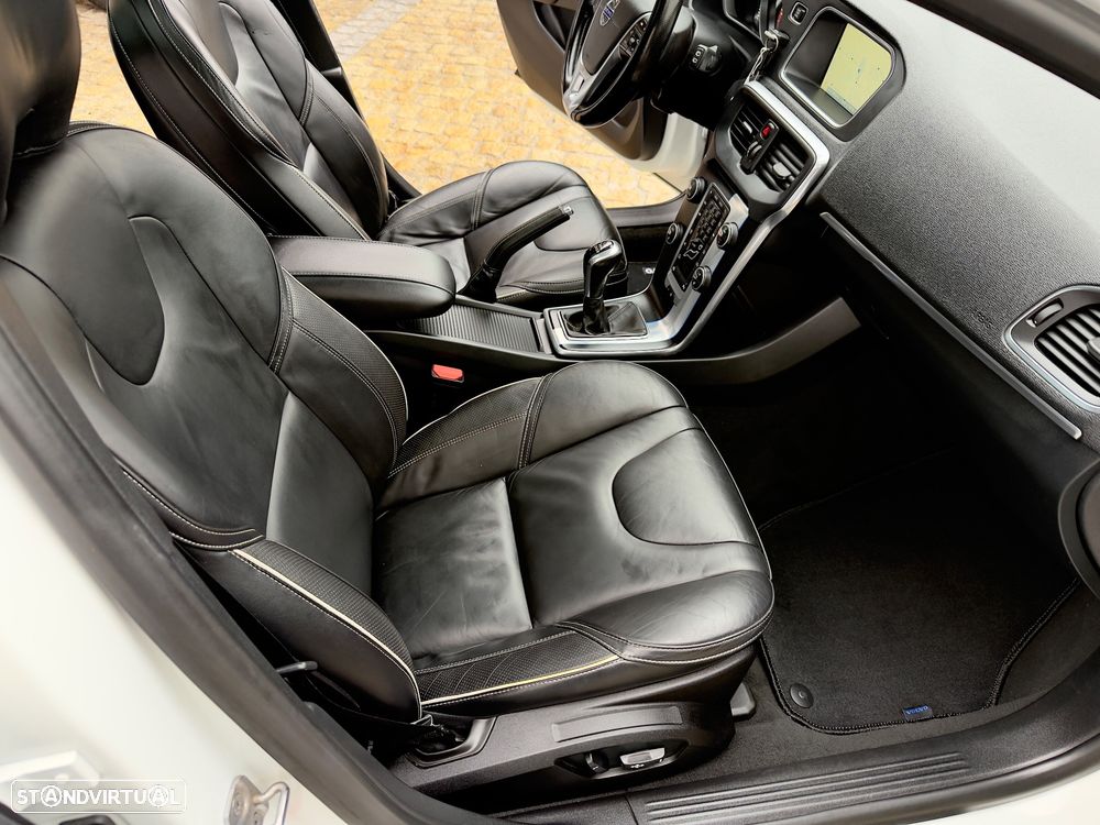 Volvo V40 D4 RDesign - 48