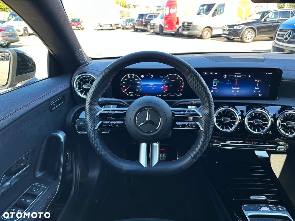 Mercedes-Benz CLA - 9