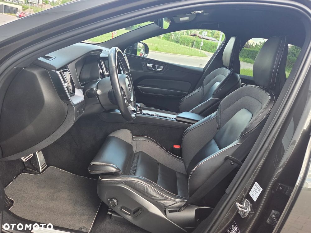Volvo XC 60 B4 D AWD Geartronic RDesign - 31