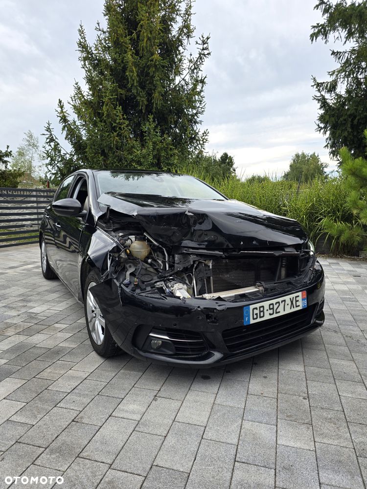 Peugeot 308 1.5 BlueHDi Allure S&S EAT8 - 5