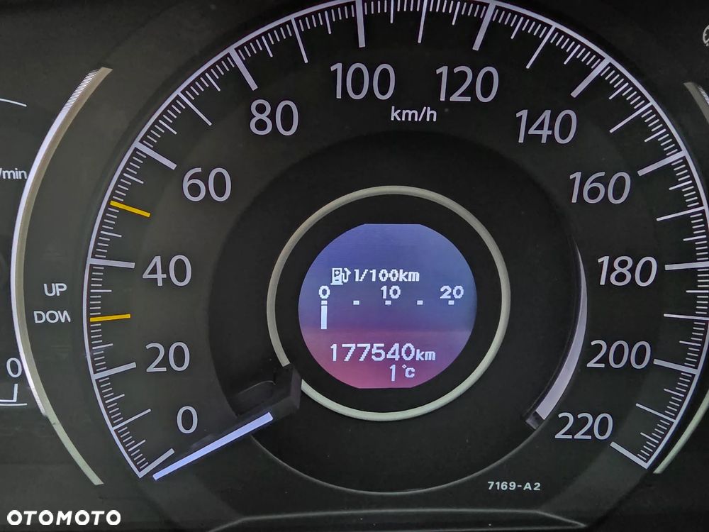 Honda CR-V 2.0 Lifestyle (Honda Connect+) - 17