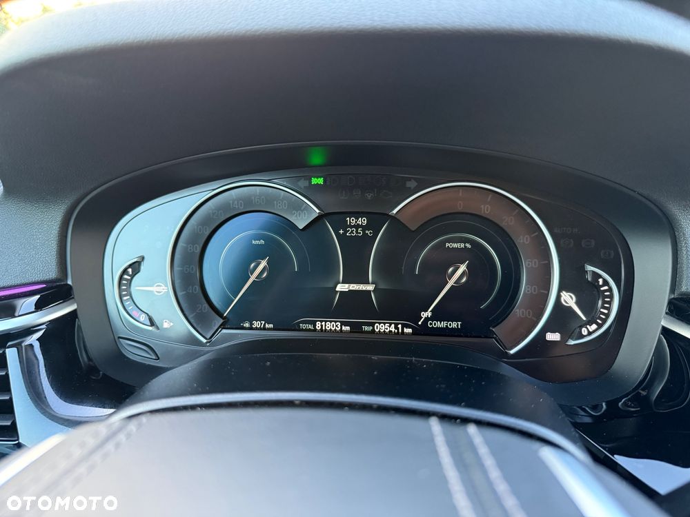 BMW Seria 5 530e iPerformance Sport Line sport - 29