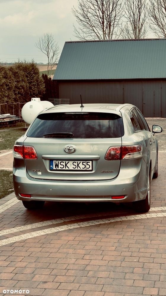 Toyota Avensis 2.0 D-4D Sol plus - 9