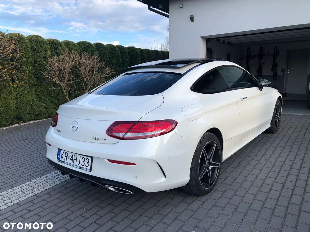 Mercedes-Benz Klasa C 200 4-Matic 9G-Tronic - 6