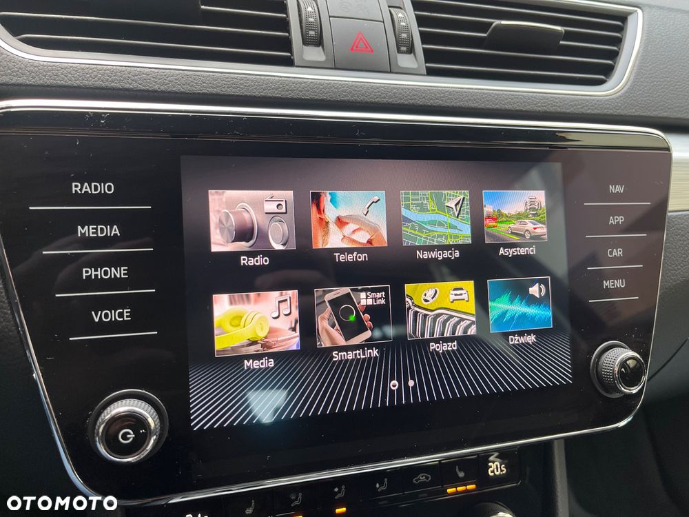 Skoda Superb 2.0 TDI SCR Ambition DSG - 18