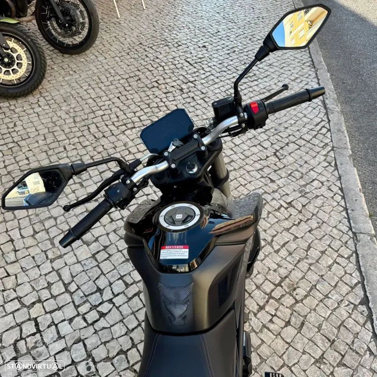 Voge 125R - 8