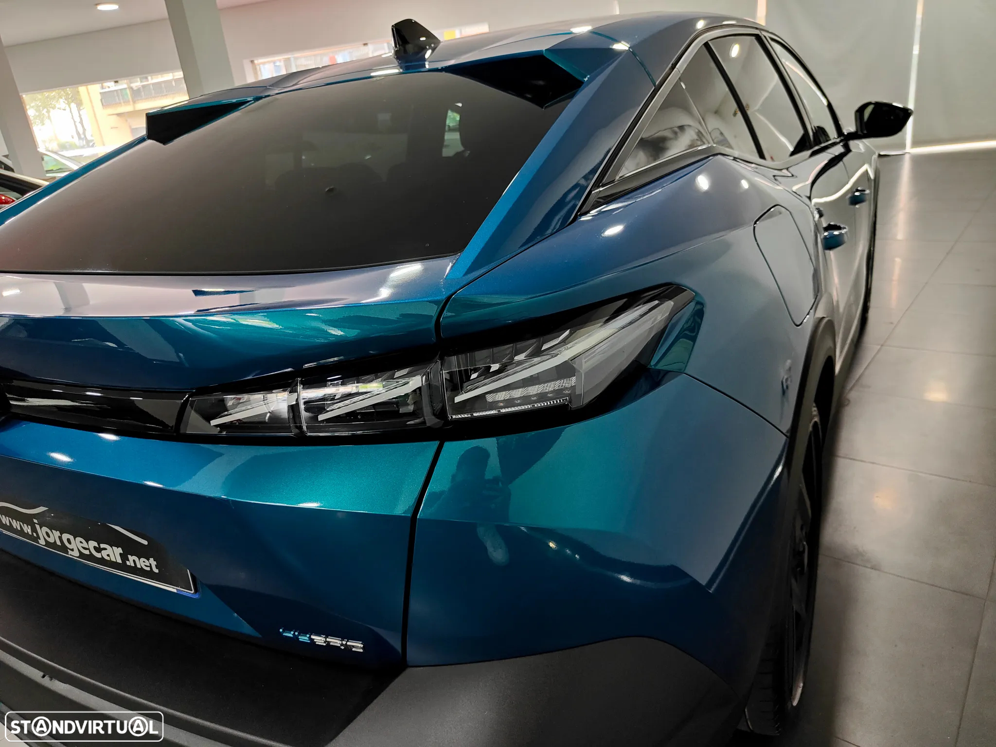 Peugeot 408 1.6 Hybrid GT e-EAT8 - 15
