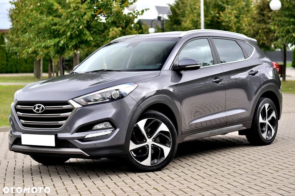 Hyundai Tucson 1.7 CRDI BlueDrive Style 2WD - 7