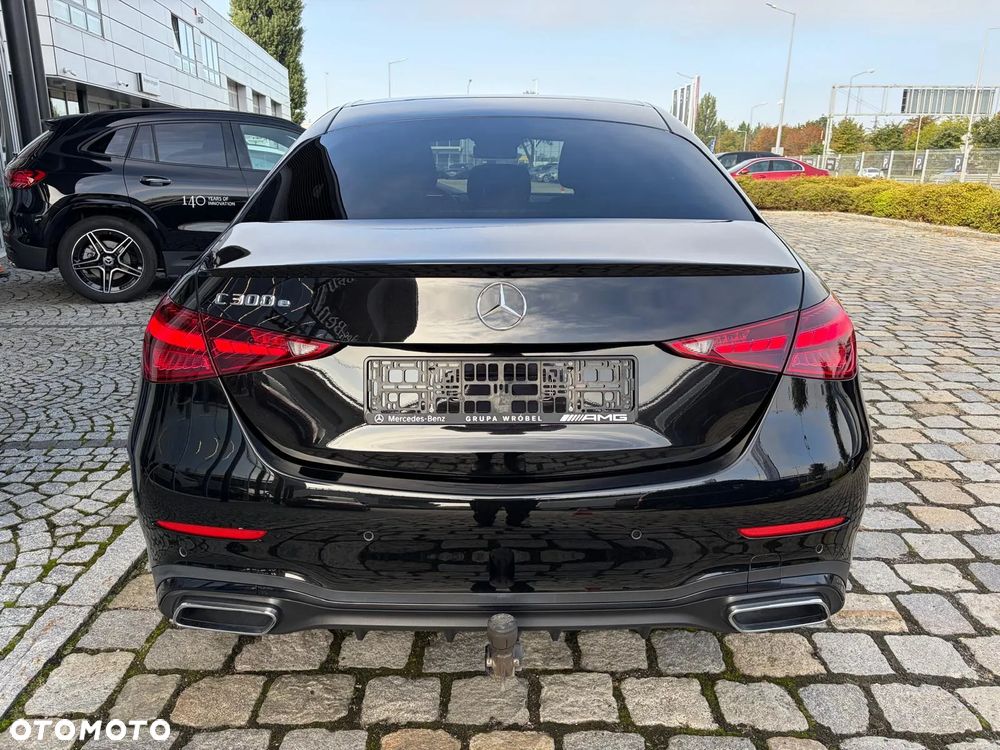 Mercedes-Benz Klasa C 300 e PHEV 4-Matic AMG - 5