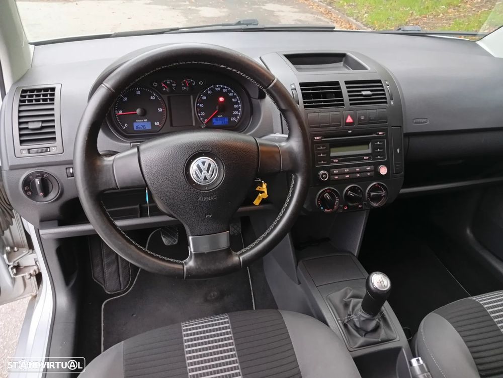 VW Polo 1.4 TDi Confortline - 9