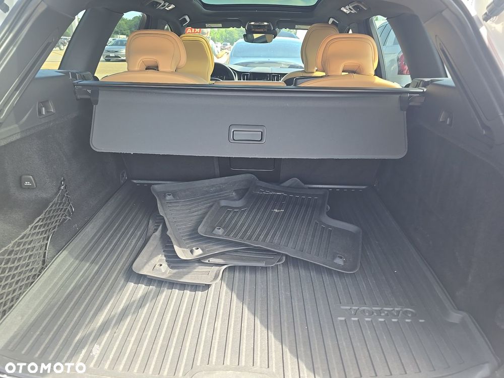 Volvo XC 60 T5 AWD Inscription - 11