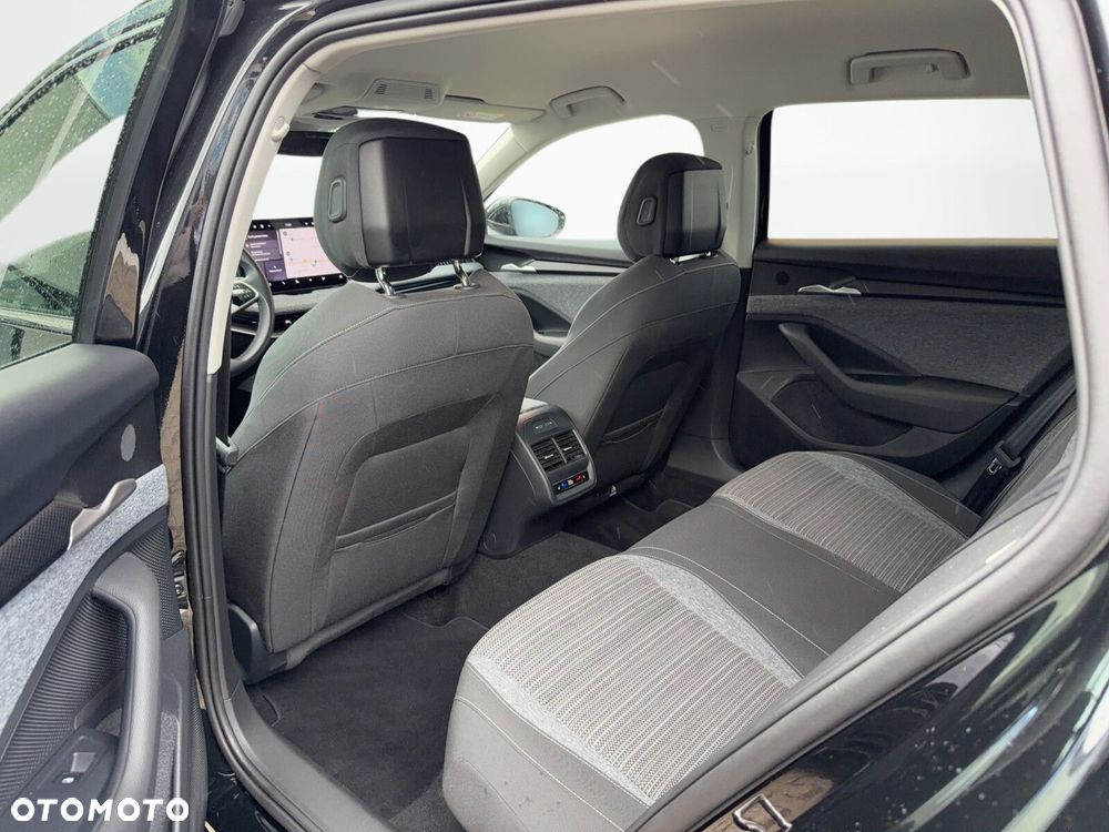 Skoda Superb 1.5 TSI mHEV Selection DSG - 37