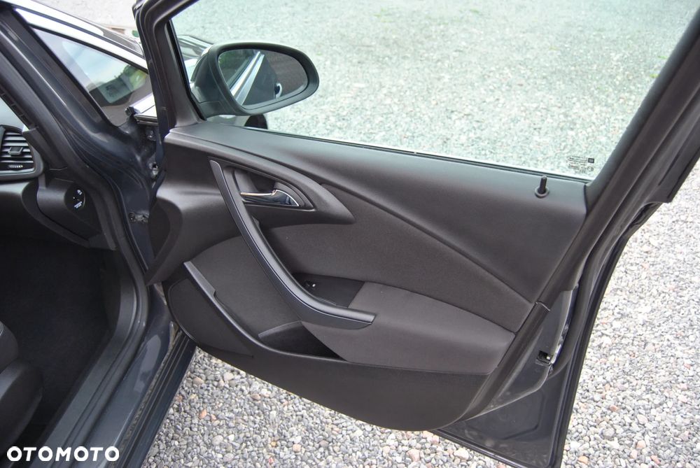 Opel Astra 1.4 T Cosmo S&S - 32