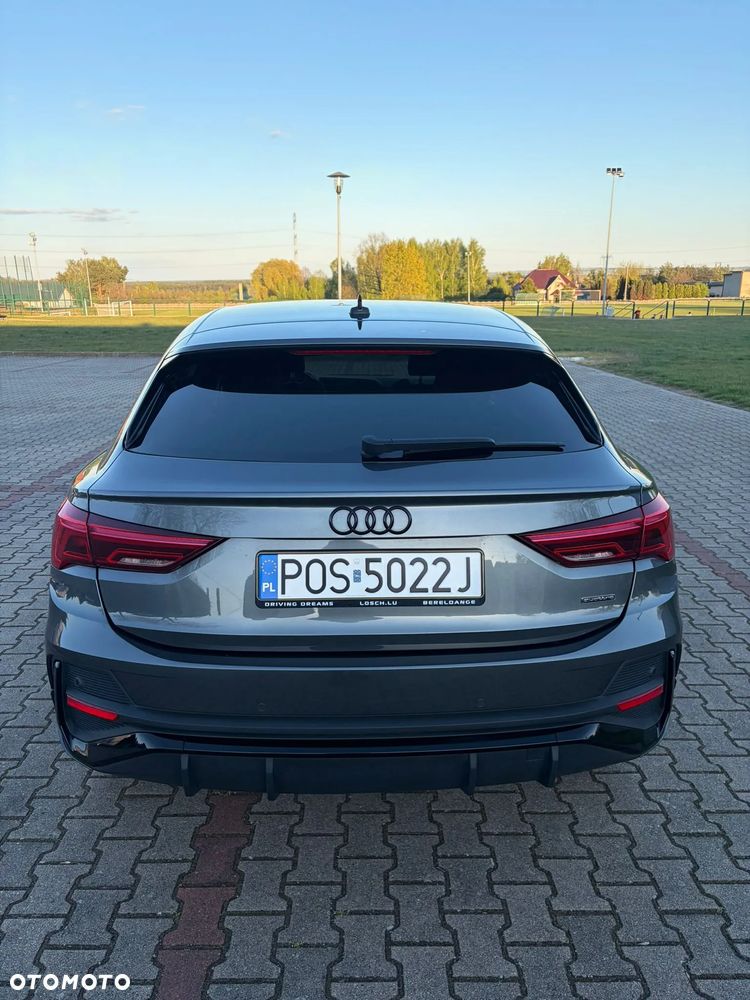 Audi Q3 Sportback - 6