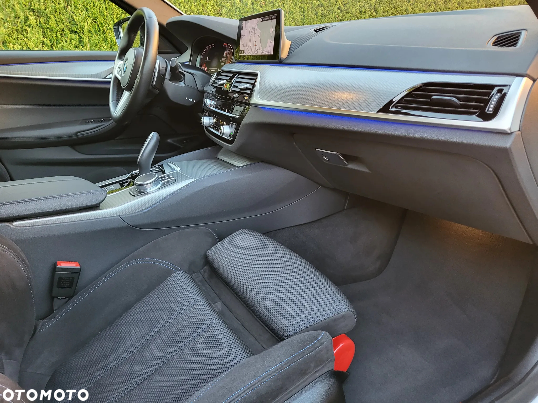 BMW Seria 5 520d xDrive M Sport sport - 11