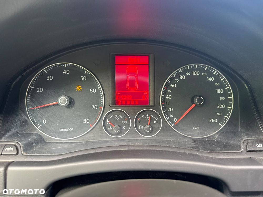 Volkswagen Golf Plus 1.4 TSI DSG Sportline - 11