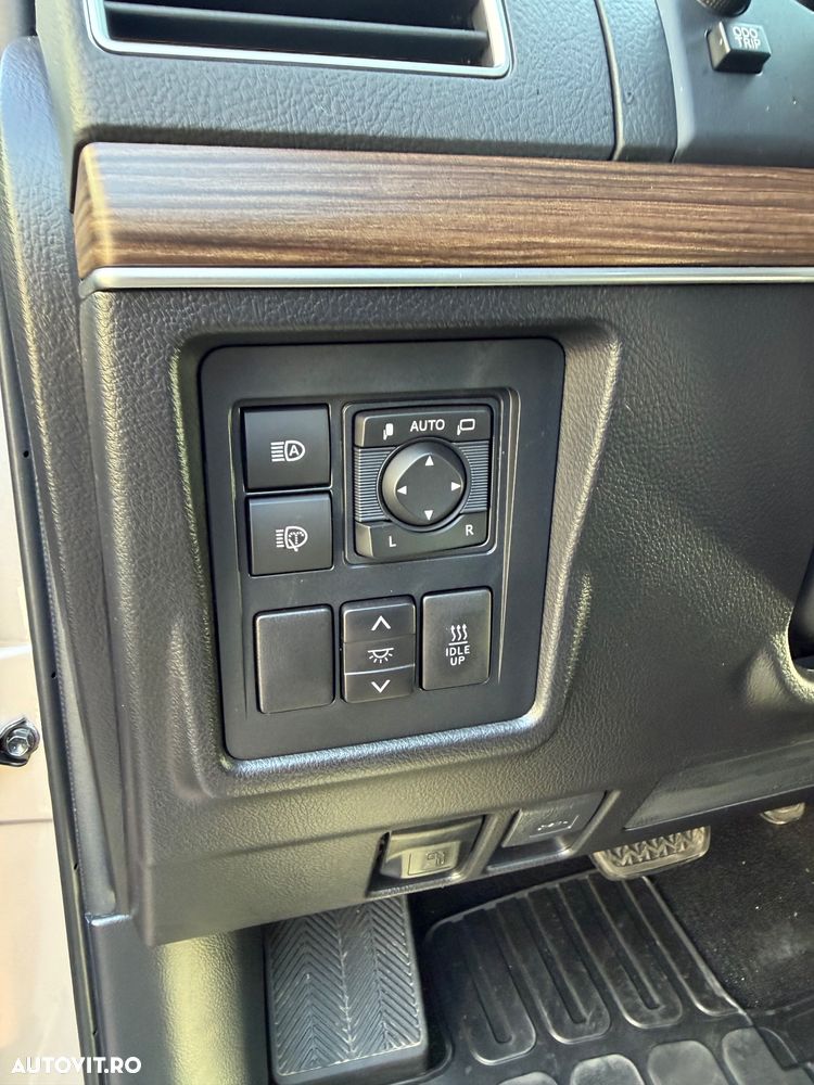 Toyota Land Cruiser 2.8l Turbo D-4D Aut. Executive - 17