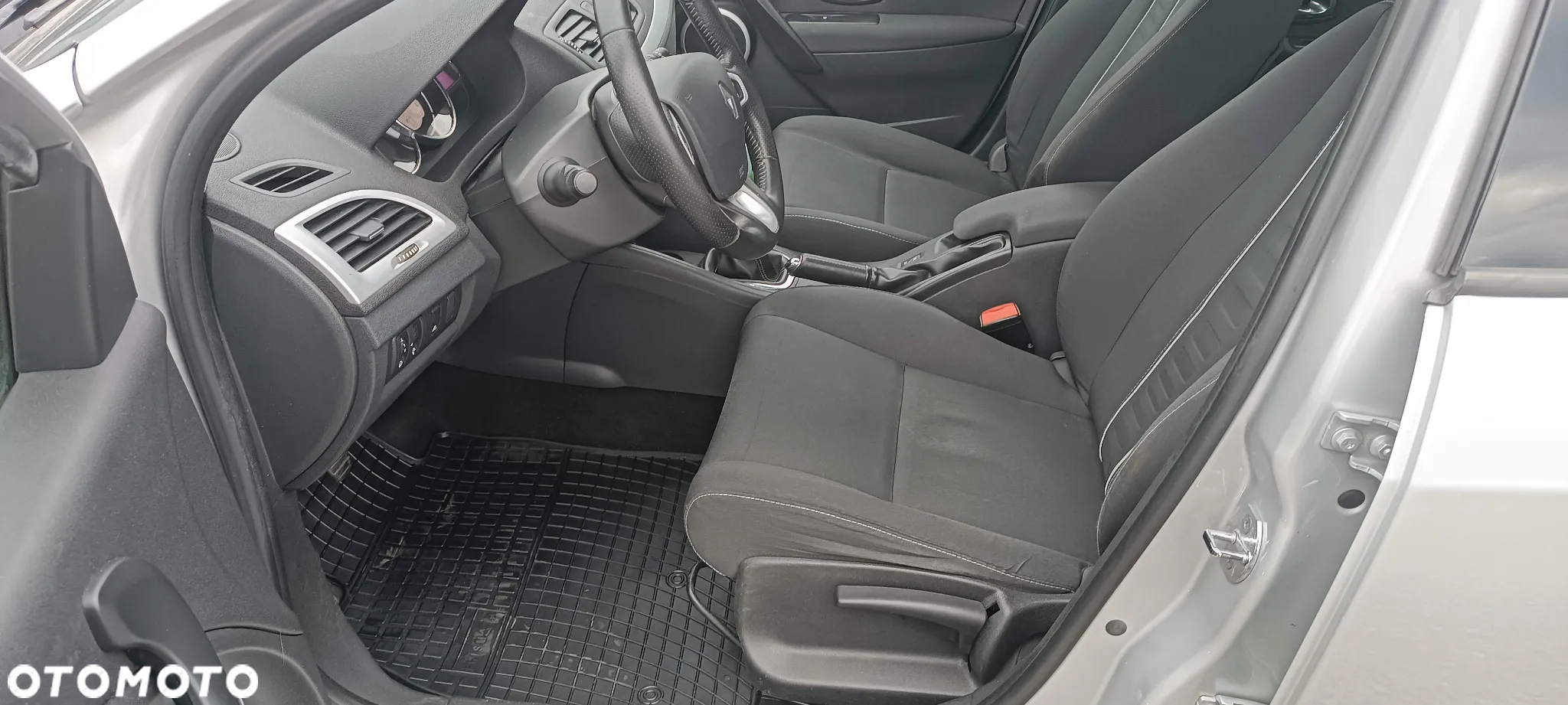 Renault Megane 1.6 16V 110 Dynamique - 11