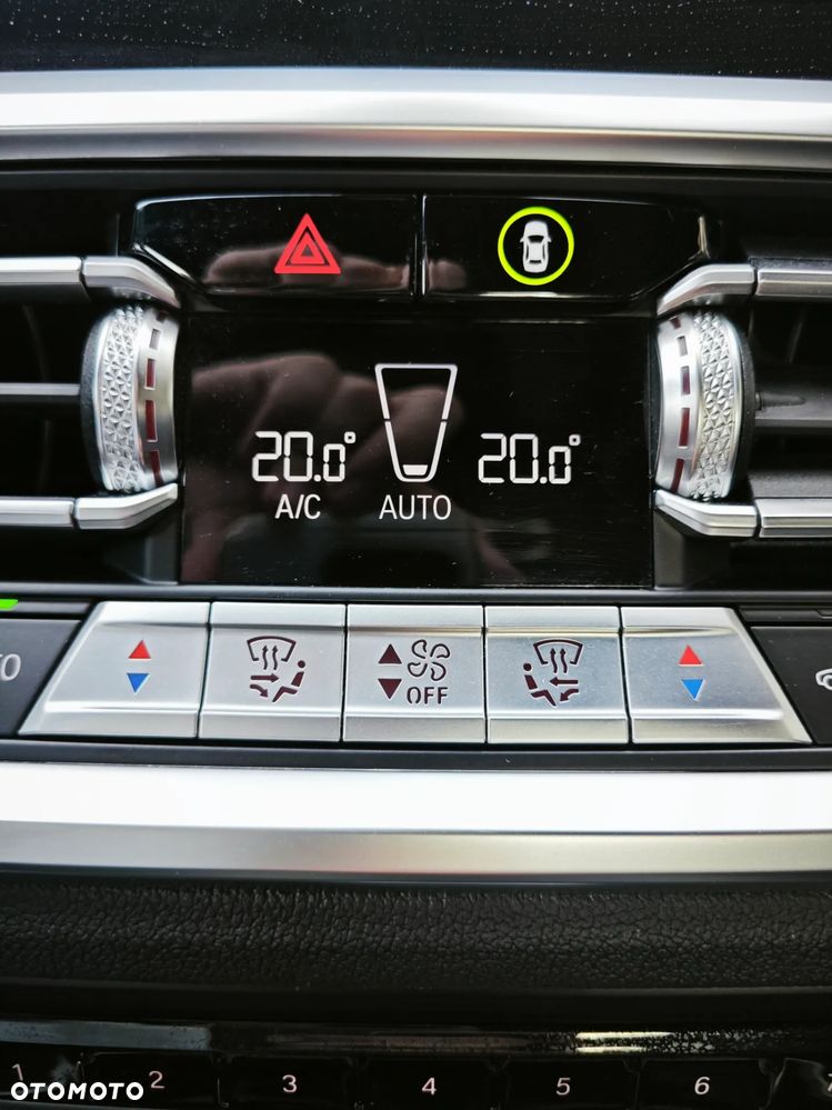 BMW Seria 3 318i M Sport - 16